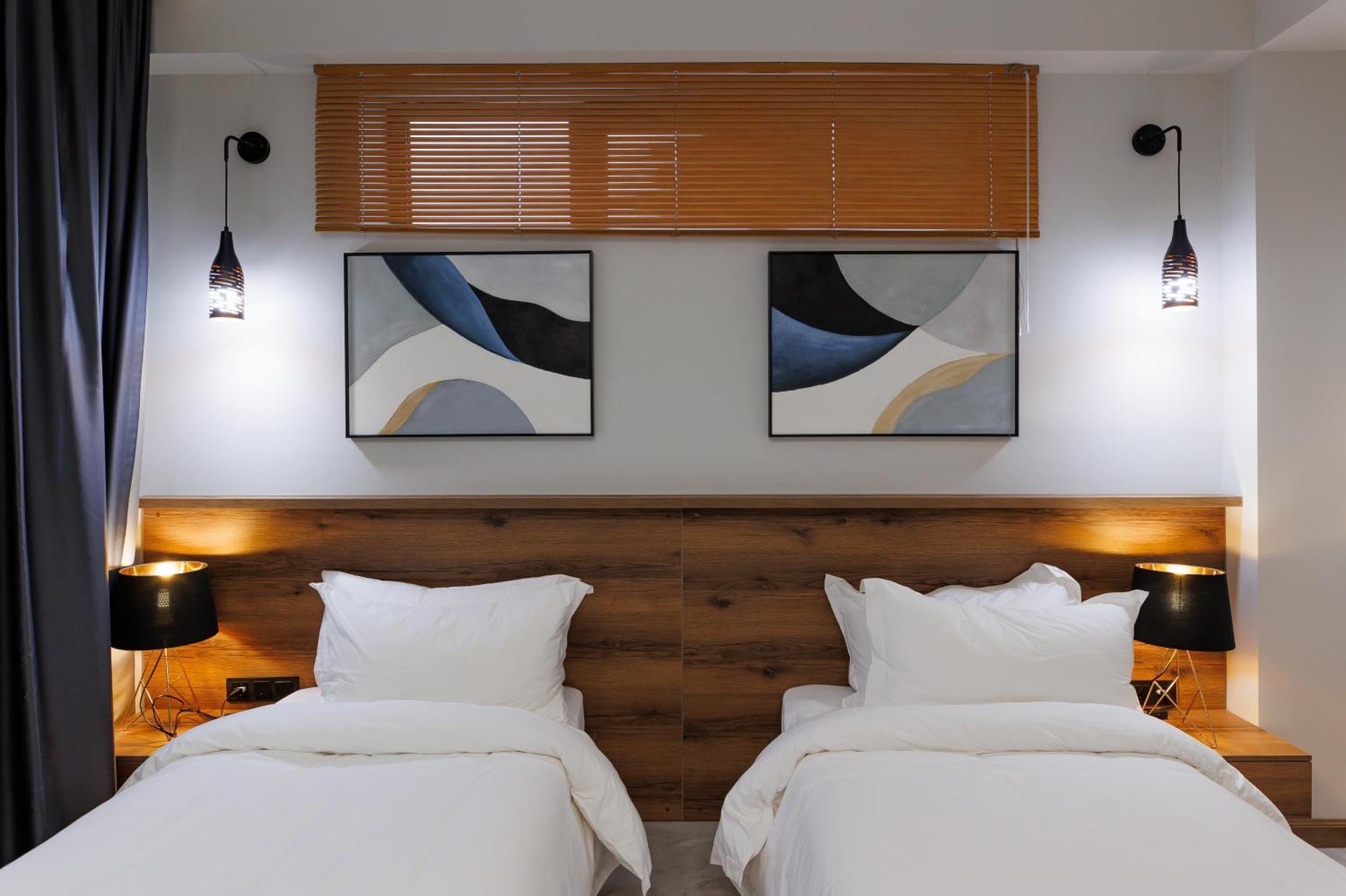 Botanic Boutique Hotel บิชเคก ภายนอก รูปภาพ